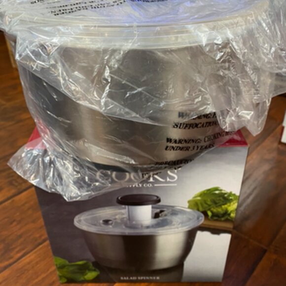 Cook's large stainless steel salad spinner.  ( new with box) - Picture 6 of 11